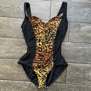 Retro shape detector leopard print swimsuit Size 10
